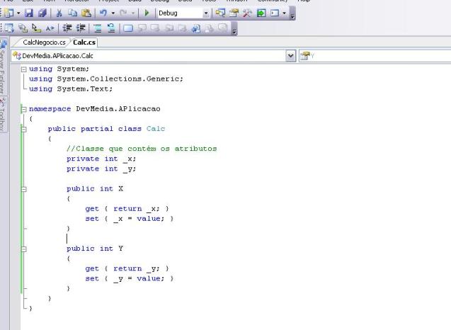 Classe “Calc” utilizando o conceito de Partial Class (contendo os atributos da classe)